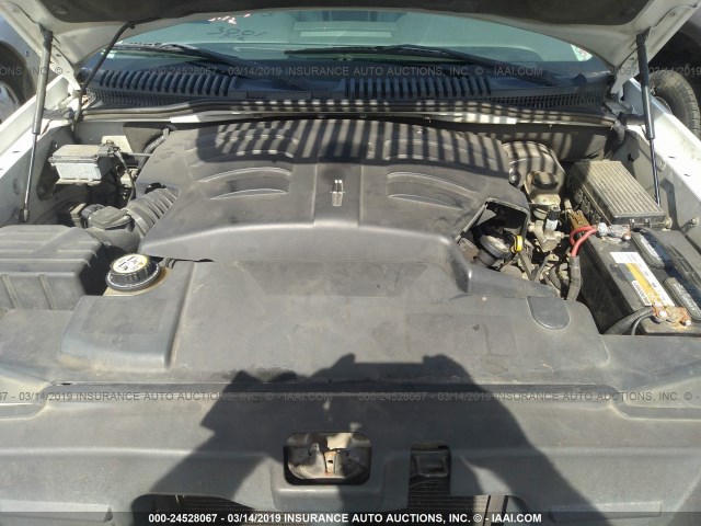 5LMEU88H54ZJ52501 - 2004 LINCOLN AVIATOR 白色 照片 10