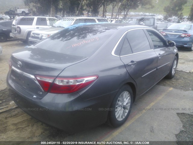 4T4BF1FK6GR534176 - 2016 TOYOTA CAMRY LE/XLE/SE/XSE GRAY photo 4