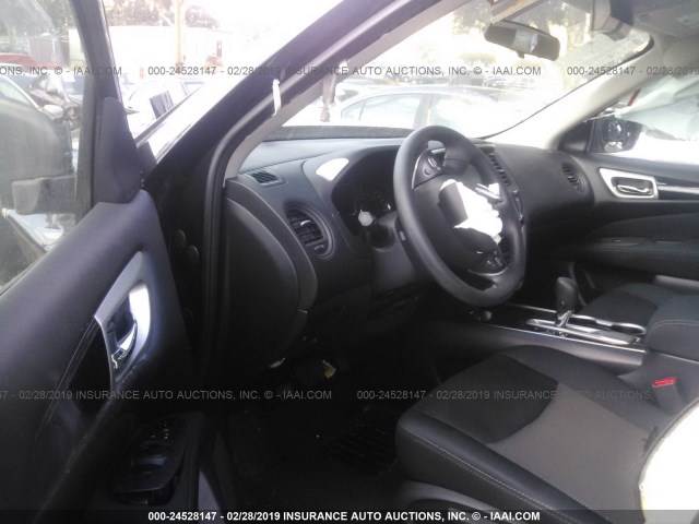 5N1DR2MN7HC911599 - 2017 NISSAN PATHFINDER S/SV/SL/PLATINUM BLACK photo 5