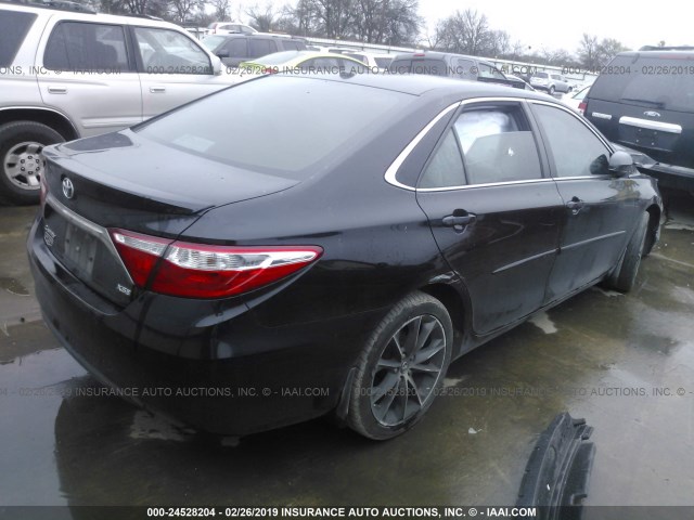 4T1BF1FK6FU027786 - 2015 TOYOTA CAMRY LE/XLE/SE/XSE BLACK photo 4