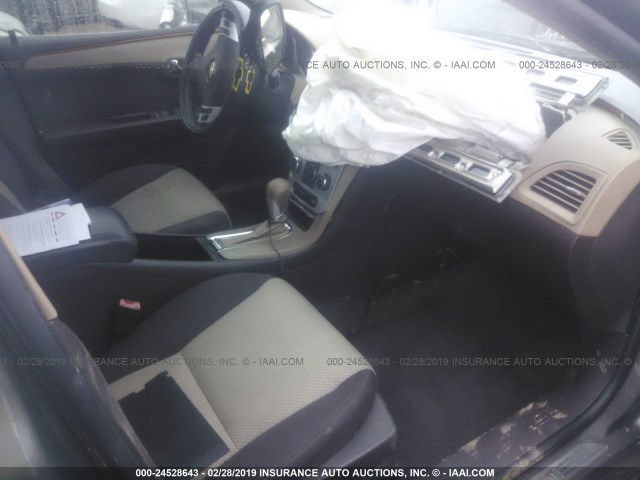 1G1ZC5EU6BF177829 - 2011 CHEVROLET MALIBU 1LT თაფლისფერი ფოტო 5