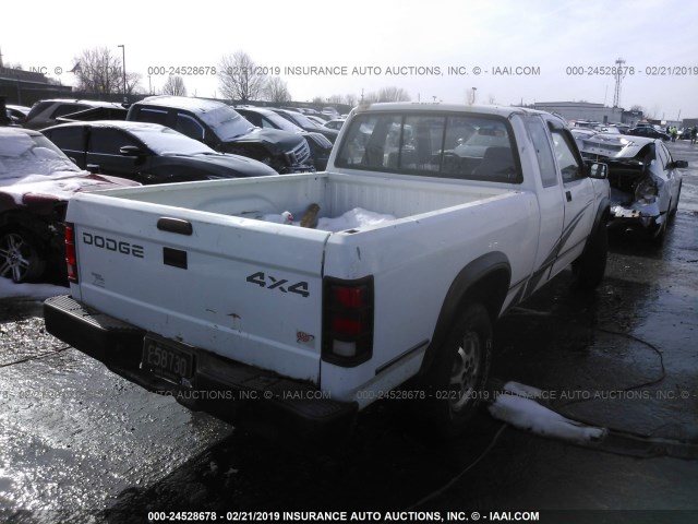 1B7GG23X1TS600274 - 1996 DODGE DAKOTA WHITE photo 4