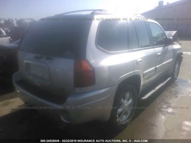 1GKDS13S452331274 - 2005 GMC ENVOY SILVER photo 4