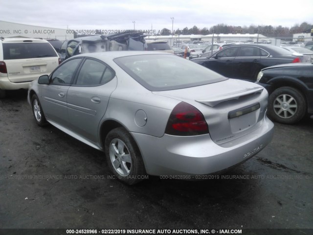 2G2WP552271233992 - 2007 PONTIAC GRAND PRIX SILVER photo 3