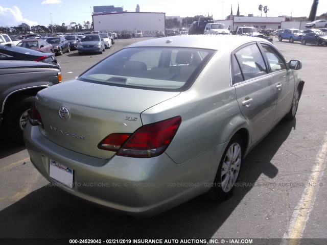 4T1BK3DB2AU356097 - 2010 TOYOTA AVALON XL/XLS/LIMITED GREEN photo 4