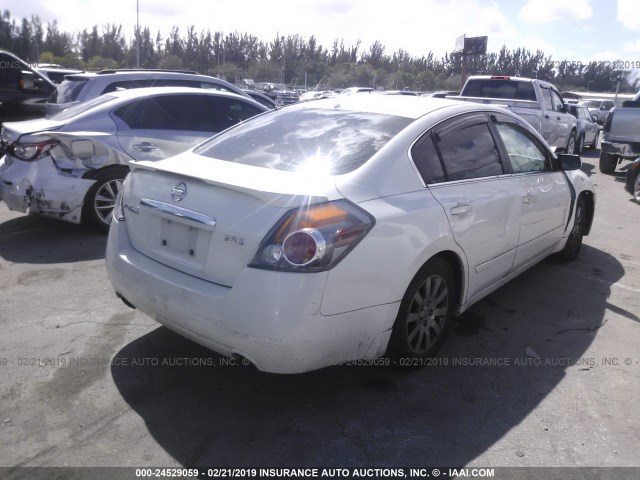 1N4AL21E47C133585 - 2007 NISSAN ALTIMA 2.5/2.5S WHITE photo 4