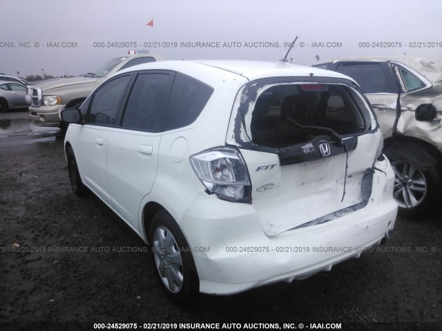 JHMGE8G31DC034191 - 2013 HONDA FIT WHITE photo 3