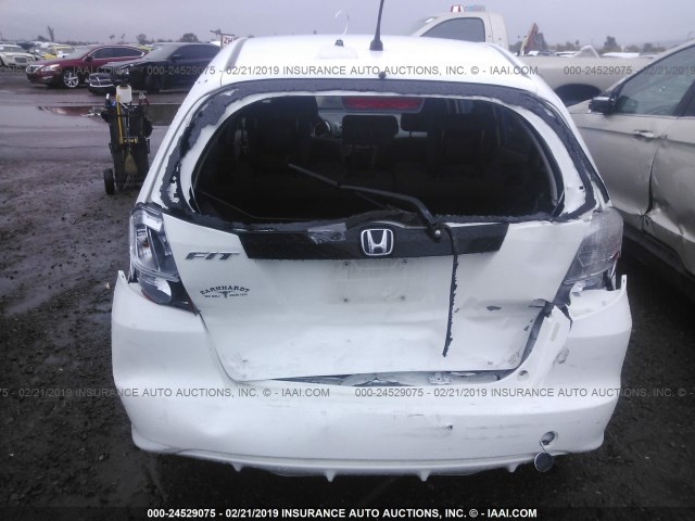 JHMGE8G31DC034191 - 2013 HONDA FIT WHITE photo 6