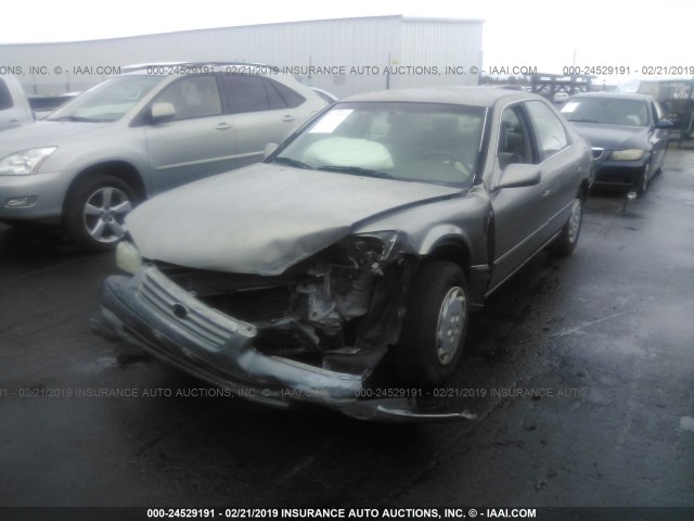 JT2BG22K9V0045730 - 1997 TOYOTA CAMRY LE/XLE 灰色 照片 2