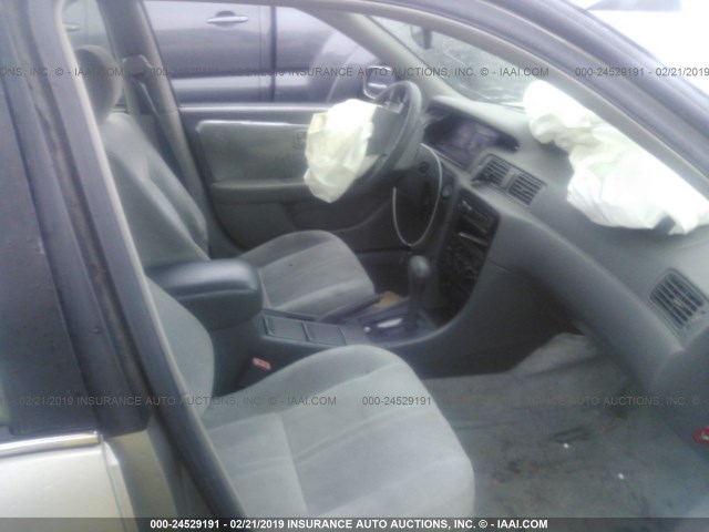 JT2BG22K9V0045730 - 1997 TOYOTA CAMRY LE/XLE 灰色 照片 5