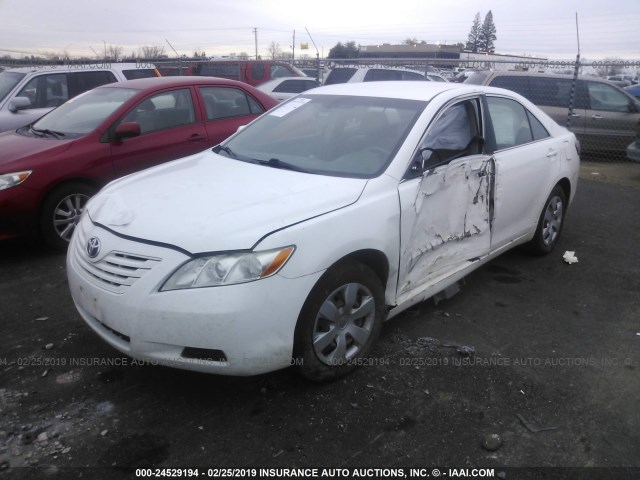 4T1BK46K08U575332 - 2008 TOYOTA CAMRY LE/XLE/SE WHITE photo 2