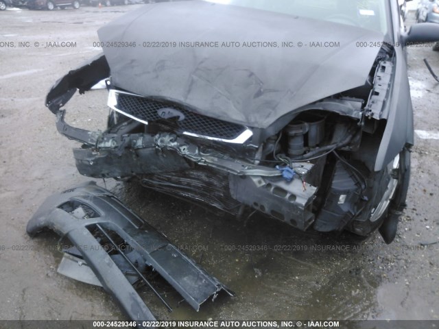 1FAFP34N45W232267 - 2005 FORD FOCUS ZX4 GRAY photo 6