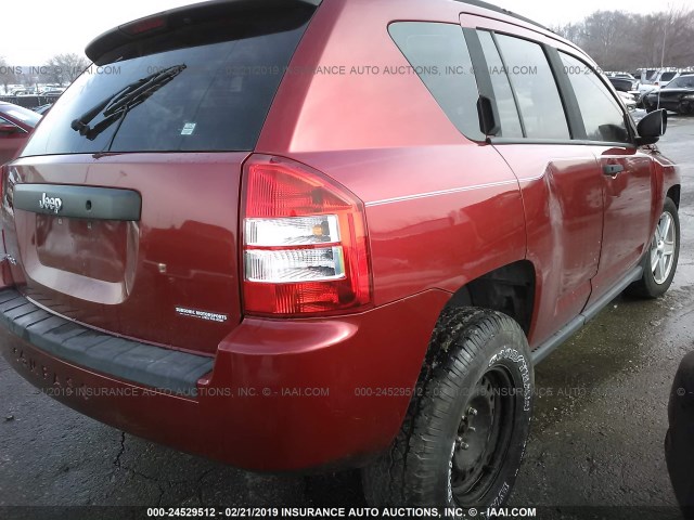 1J8FF47W77D205126 - 2007 JEEP COMPASS RED photo 4