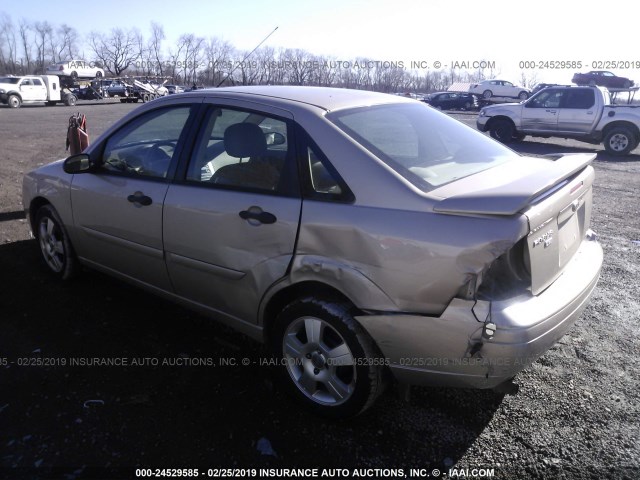 1FAHP34N57W156022 - 2007 FORD FOCUS ZX4/S/SE/SES 金色 照片 3
