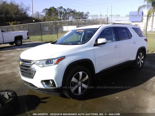 1GNERHKW3JJ280608 - 2018 CHEVROLET TRAVERSE LT WHITE photo 2