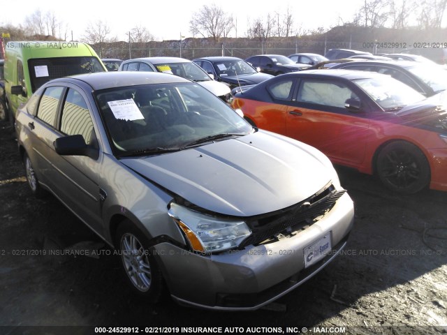 1FAHP35N88W279636 - 2008 FORD FOCUS SE/SEL/SES SILVER photo 1