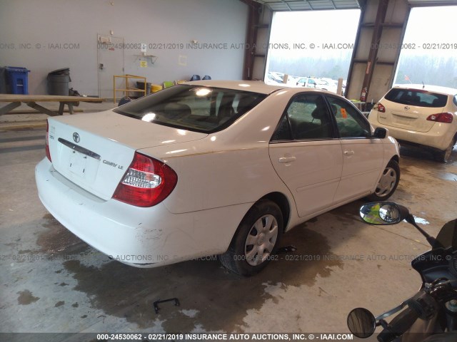 4T1BE32K53U257853 - 2003 TOYOTA CAMRY LE/XLE/SE WHITE photo 4