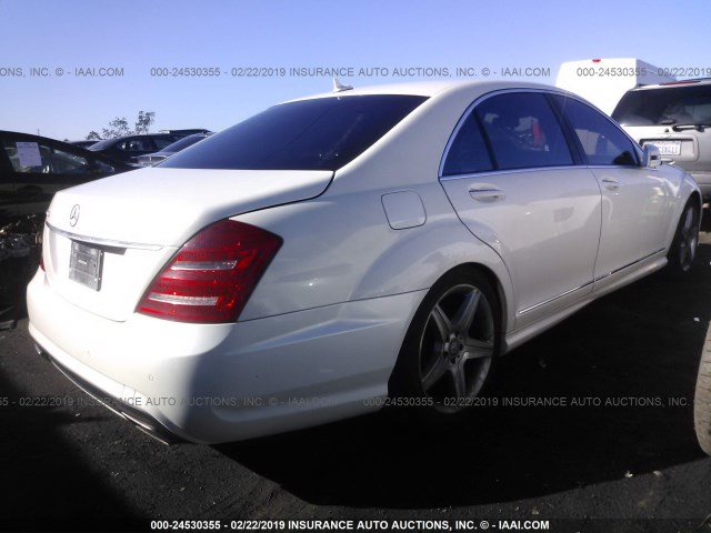 WDDNG7BB7BA363276 - 2011 MERCEDES-BENZ S 550 WHITE photo 4