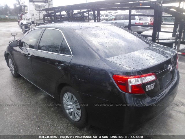 4T1BF1FK8EU409218 - 2014 TOYOTA CAMRY L/SE/LE/XLE 蓝色 照片 3