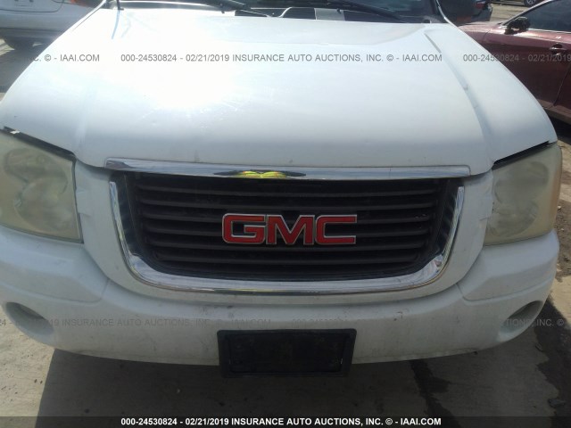 1GKDT13S222438638 - 2002 GMC ENVOY WHITE photo 6