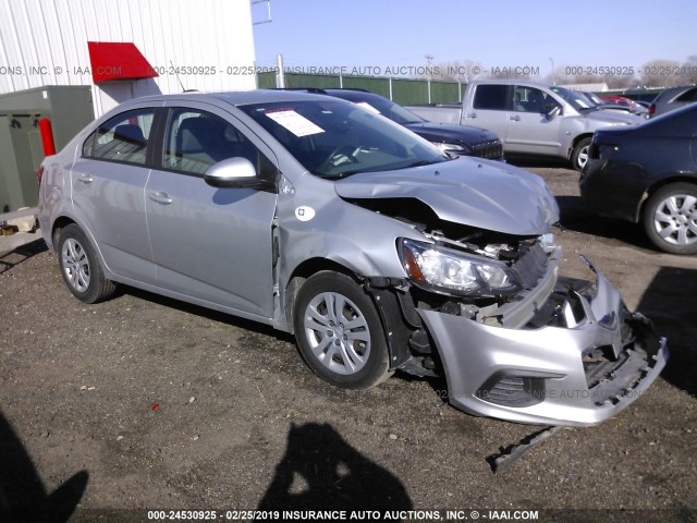 1G1JB5SH2H4129806 - 2017 CHEVROLET SONIC LS 银色 照片 1