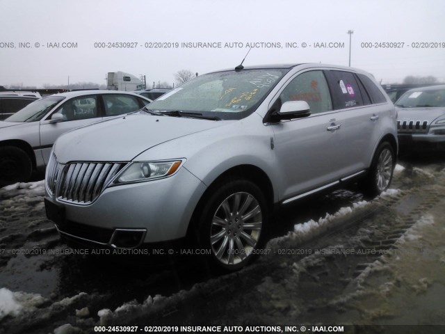 2LMDJ8JK3CBL04164 - 2012 LINCOLN MKX SILVER photo 2