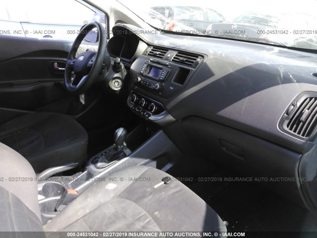 KNADM4A32C6090241 - 2012 KIA RIO LX WHITE photo 5