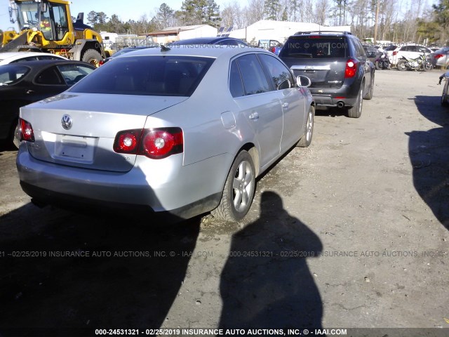 3VWRZ71K59M166737 - 2009 VOLKSWAGEN JETTA SE/SEL SILVER photo 4