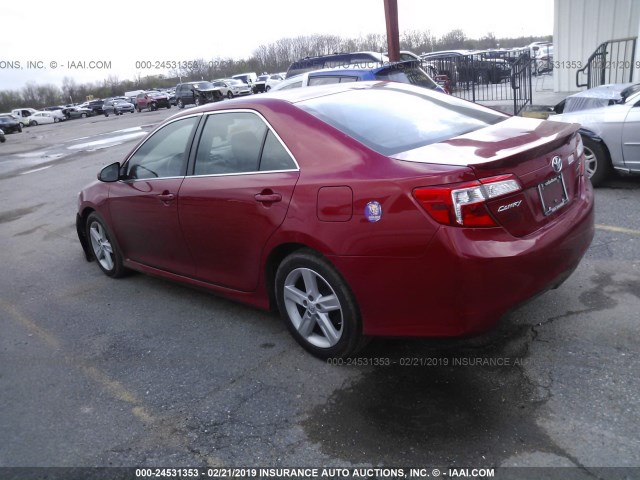 4T1BF1FK8EU840870 - 2014 TOYOTA CAMRY L/SE/LE/XLE Qırmızı foto 3