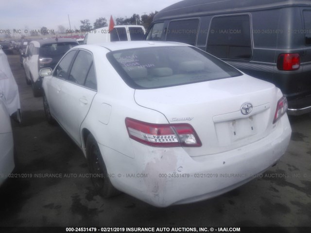 4T4BF3EK9BR149460 - 2011 TOYOTA CAMRY SE/LE/XLE 白色 照片 3