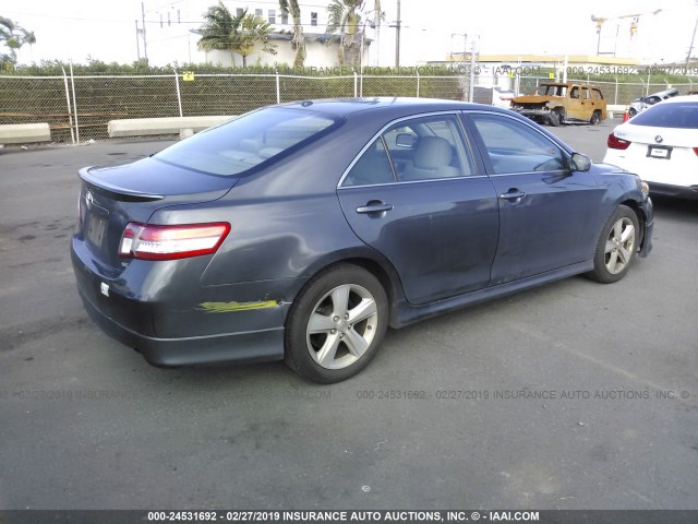 4T1BF3EK7AU508314 - 2010 TOYOTA CAMRY SE/LE/XLE GRAY photo 4