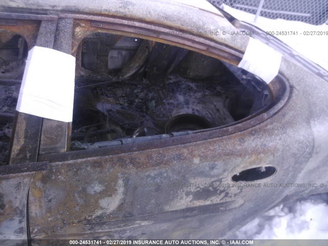 2G2WP552961261514 - 2006 PONTIAC GRAND PRIX BLACK photo 8