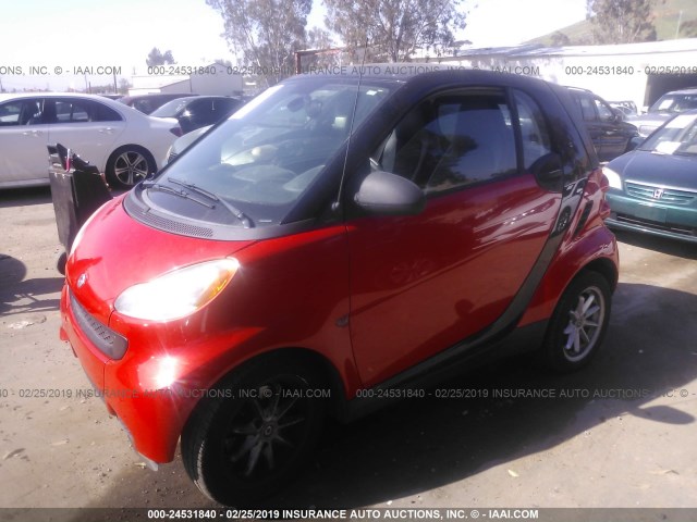 WMEEJ31XX8K133799 - 2008 SMART FORTWO PURE/PASSION RED photo 2