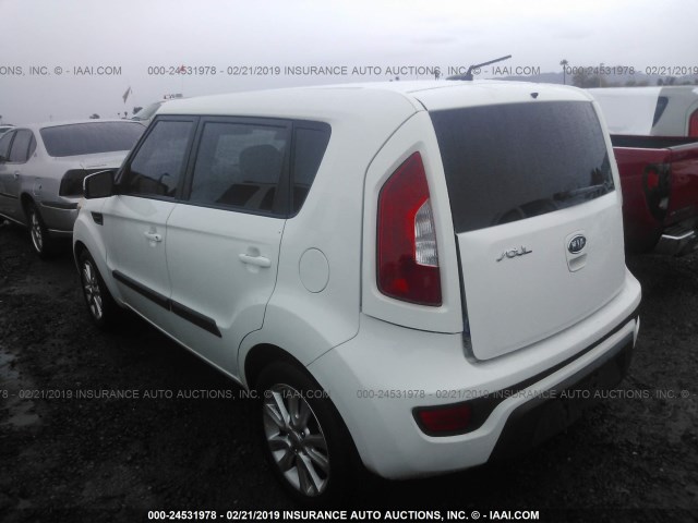 KNDJT2A64C7450353 - 2012 KIA SOUL +/!/SPORT Белый фото 3