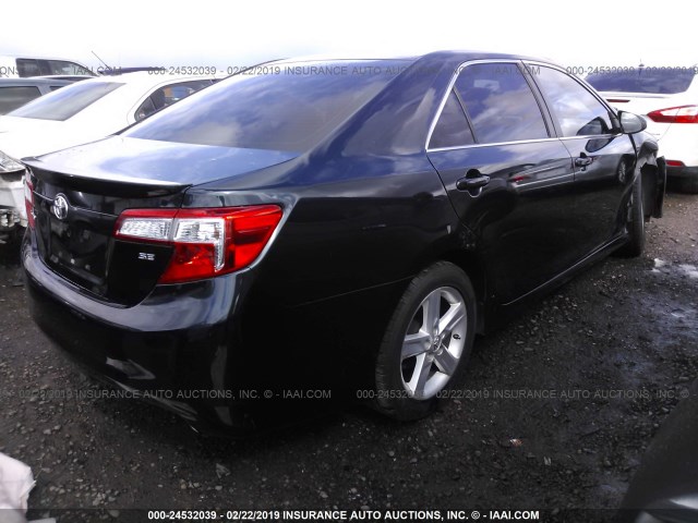 4T1BF1FK4DU219818 - 2013 TOYOTA CAMRY L/SE/LE/XLE 绿色 照片 4