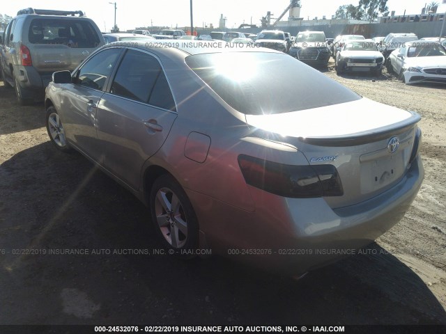 4T1BK46K87U505284 - 2007 TOYOTA CAMRY NEW GENERAT LE/XLE/SE GRAY photo 3