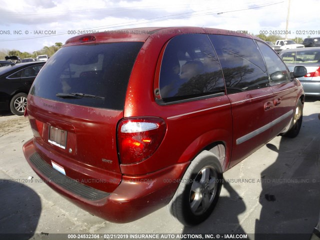 1D4GP45R55B391301 - 2005 DODGE CARAVAN SXT RED photo 4