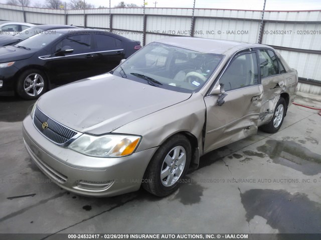 4T1BF28BX2U261099 - 2002 TOYOTA AVALON XL/XLS GOLD photo 2