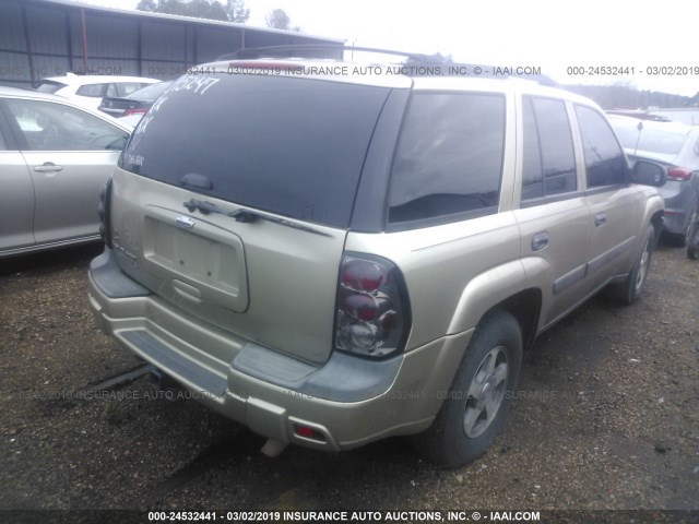 1GNDT13S652295247 - 2005 CHEVROLET TRAILBLAZER LS/LT Unknown photo 4