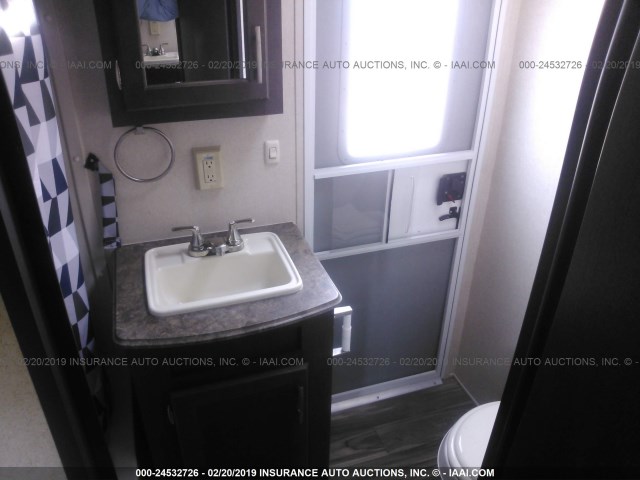 4X4TSJJ20JC017727 - 2018 FOREST RIVER OTHER  WHITE photo 10