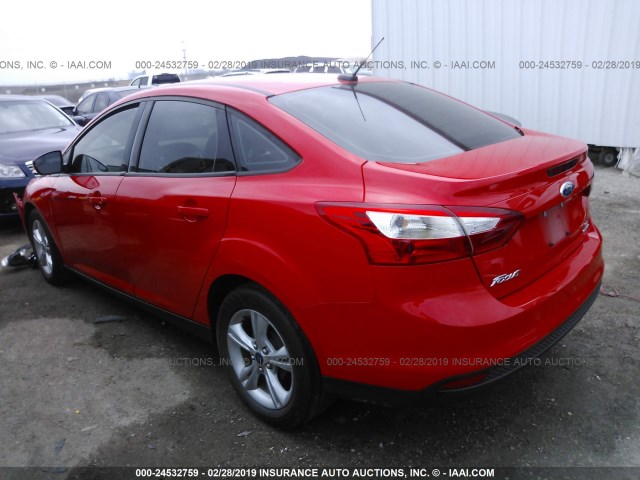 1FADP3F27DL300961 - 2013 FORD FOCUS SE RED photo 3