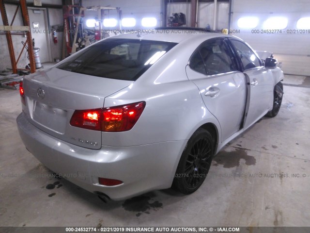 JTHCK262172008763 - 2007 LEXUS IS 250 SILVER photo 4