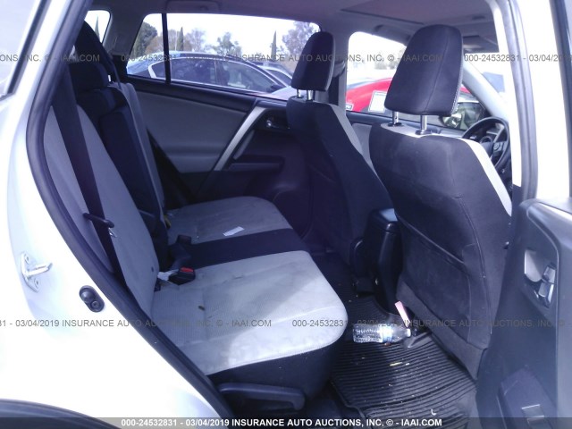 JTMWFREV6JJ725373 - 2018 TOYOTA RAV4 ADVENTURE/XLE 白色 照片 8