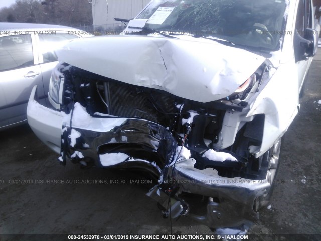 1N6AA0EC6DN300880 - 2013 NISSAN TITAN S/SV/SL/PRO-4X WHITE photo 6