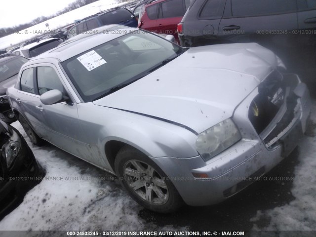 2C3KA53GX7H812668 - 2007 CHRYSLER 300 TOURING SILVER photo 1