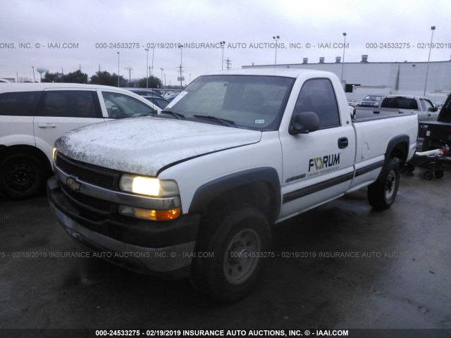 1GCHC24G51E254739 - 2001 CHEVROLET SILVERADO C2500 HEAVY DUTY WHITE photo 2