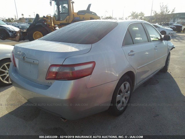 4T1BK46K79U083401 - 2009 TOYOTA CAMRY SE/LE/XLE SILVER photo 4