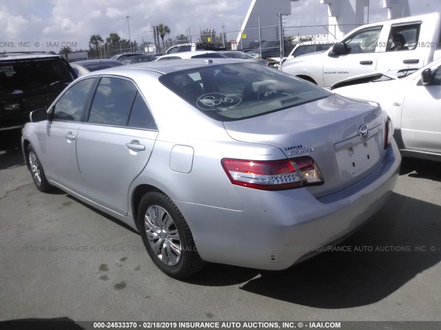 4T1BF3EK4AU060968 - 2010 TOYOTA CAMRY SE/LE/XLE 银色 照片 3