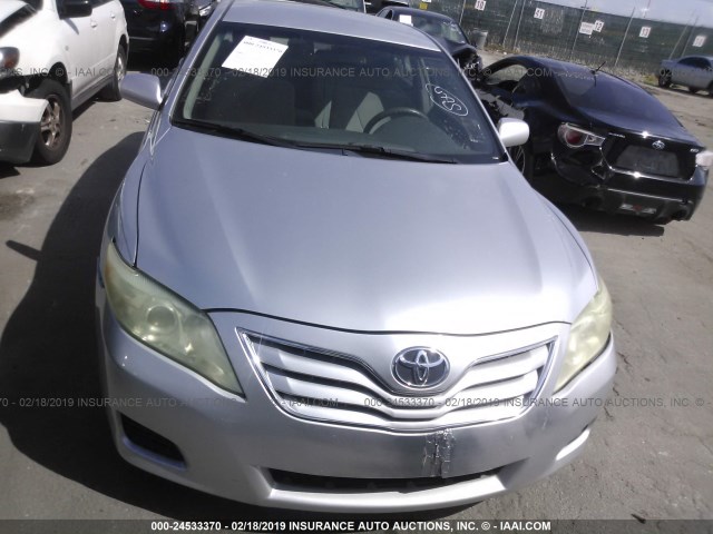 4T1BF3EK4AU060968 - 2010 TOYOTA CAMRY SE/LE/XLE 银色 照片 6