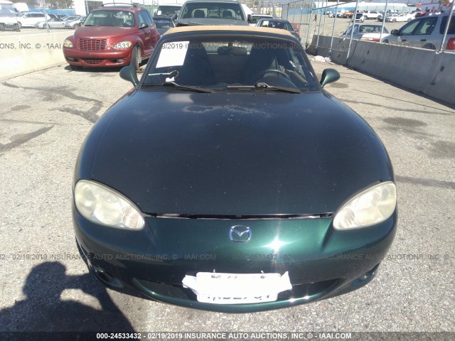 JM1NB353820222843 - 2002 MAZDA MX-5 MIATA LS GREEN photo 6